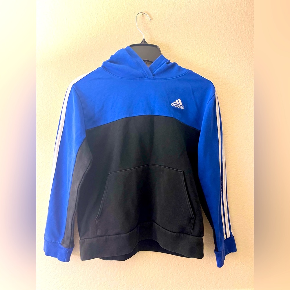 Boys adidas hoodie size medium